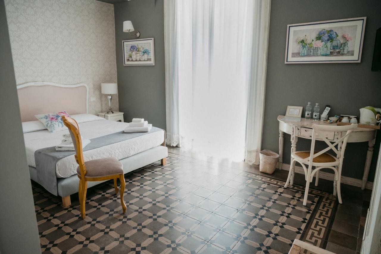 La Casa Di Alma Luxury Rooms Catania Exterior foto